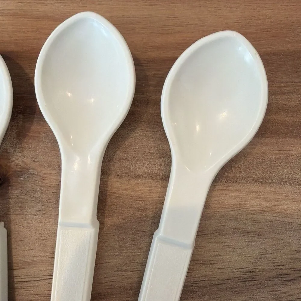 4‎ Vintage Tupperware Hang-On Toddler Condiment Spoons #1208 Almond